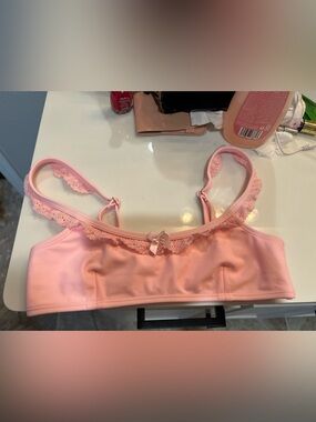 Strawberry Milk Mob Pink Lace-Trim Bandeau Bra